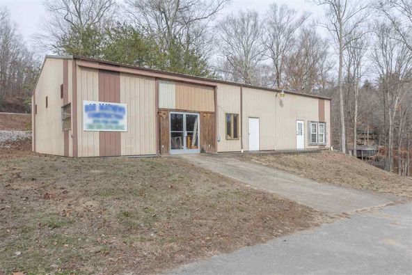 530 Lake Malone Rd, Lewisburg, KY 42256